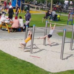 SPEELTUIN de MEERPAAL Openingstijden speeltuin:   woensdag 13:00 - 17:00 donderdag 14:30 - 17:00 vrijdag 14:30 - 17:00 zaterdag 10:00 - 12:00,...